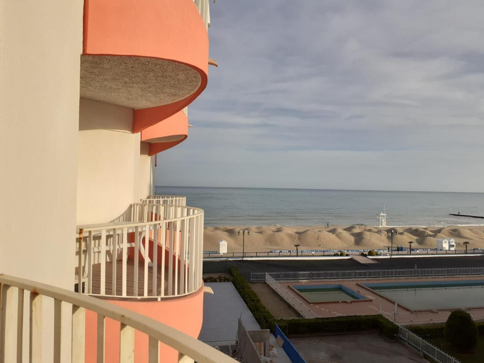 Residence Apollo - Walterigato Apartments Solo Per Famiglie Lido di Jesolo Exterior foto